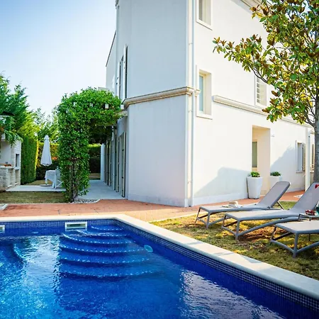 Petra In Vabriga - Haus Fuer 6 Personen *